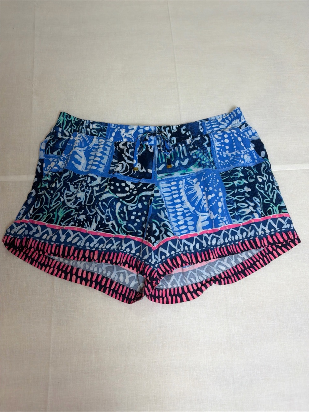 Lilly Pulitzer Luxletic Weekender Short L Floral Multicolor Drawstring Pockets
